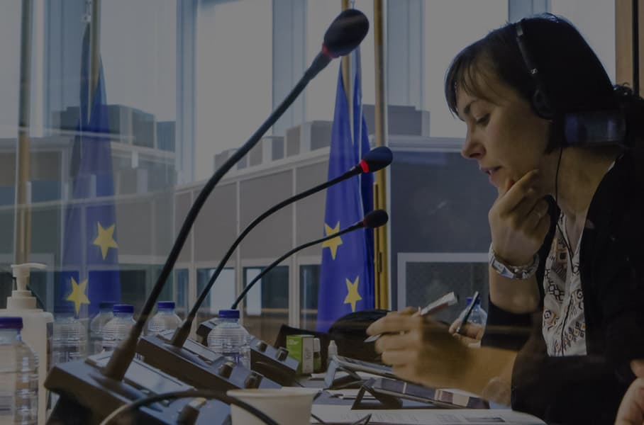 СИМУЛТАНЕН ПРЕВОД